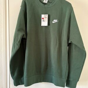 Nike Men's Green Sweater